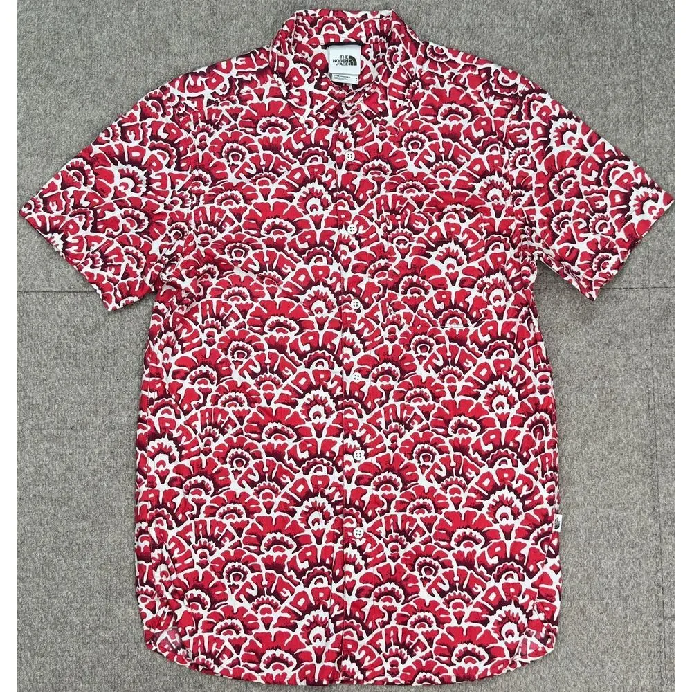 The North Face Spell Out Men's Button Up Short Sleeve Shirt Size Small